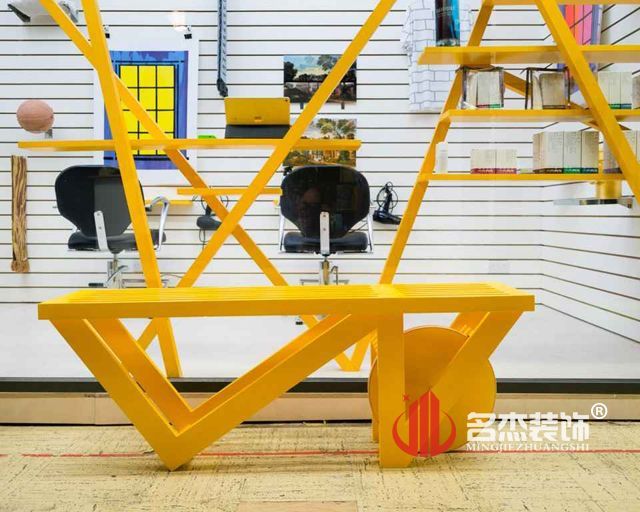 美发店粉色视频网站设计实景图.jpg