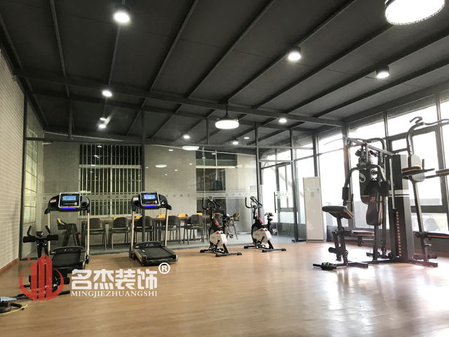 健身房粉色视频网站完工照.jpg