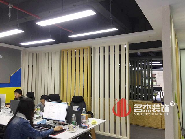 办公室粉色视频网站完工照.jpg