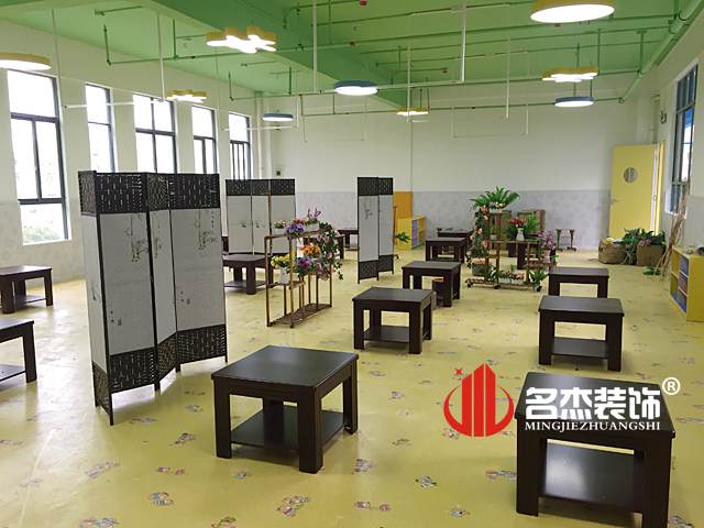 幼儿园艺术室粉色视频网站设计.jpg