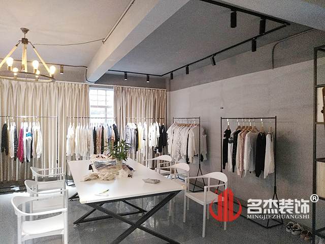 服装办公室粉色视频网站完工照.jpg