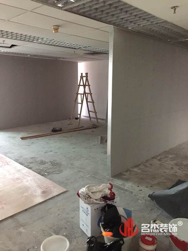 办公室粉色视频网站现场照.jpg 办公室粉色视频网站现场照.jpg