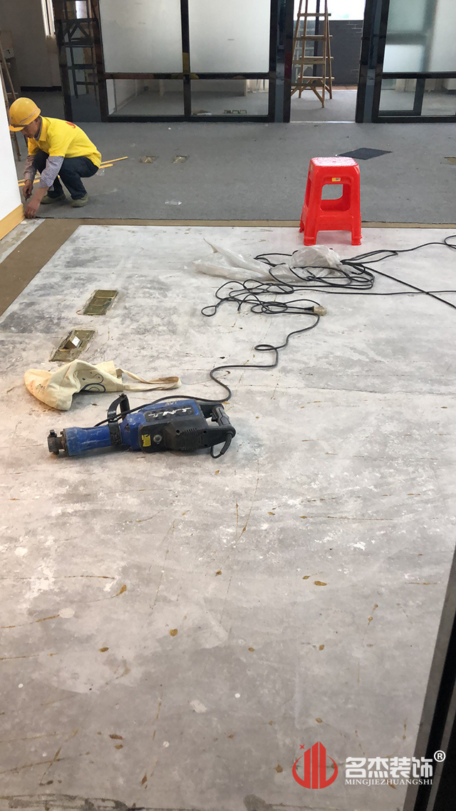 办公室粉色视频网站开工照.jpg