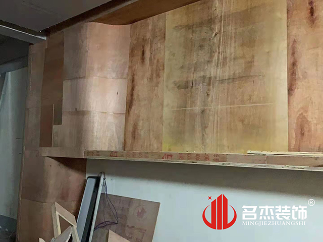 办公室粉色视频网站设计