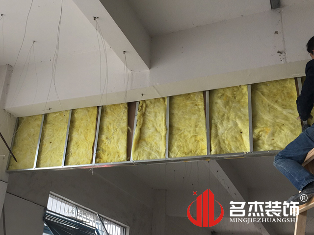 办公室粉色视频网站设计