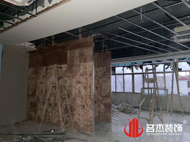 办公室粉色视频网站设计