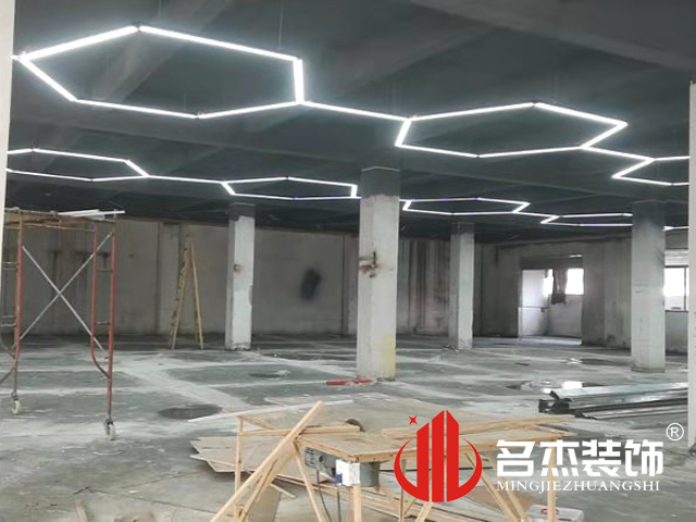 办公室粉色视频网站设计