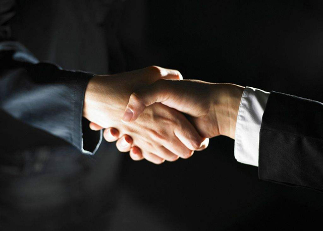 粉色视频导航装饰设计