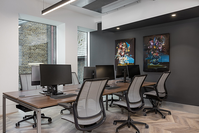 电商办公室粉色视频网站