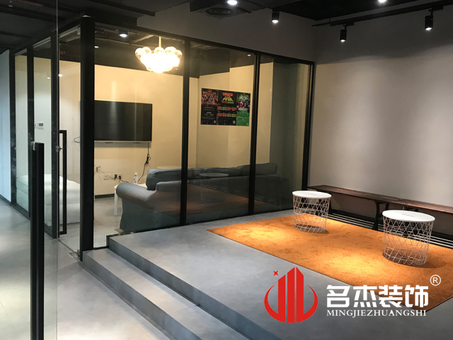 舞蹈室粉色视频网站设计