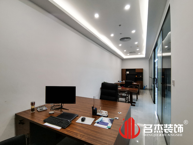 办公室粉色视频网站设计