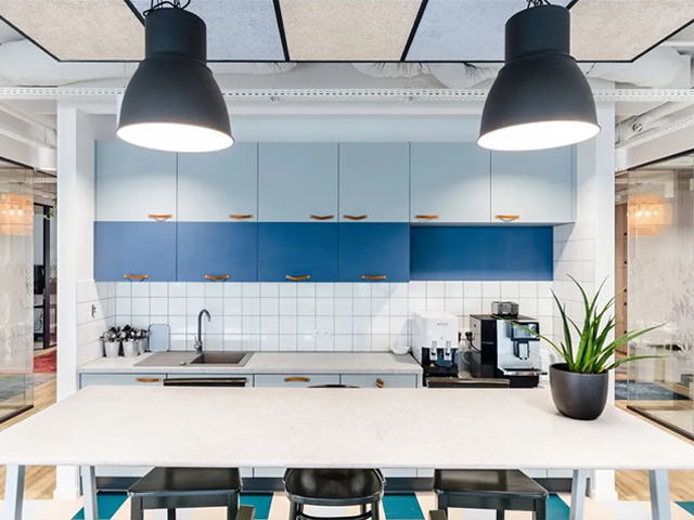 广州办公室粉色视频网站设计公司案例