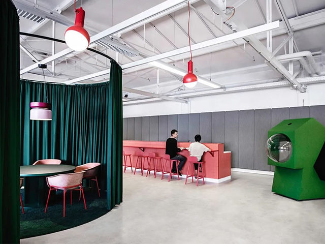 广州办公室粉色视频网站设计公司图册