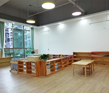 海珠区1000方早教粉色视频网站项目收尾中